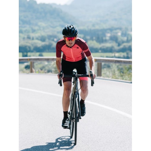 Agu Melange Essential Jersey kopen bij Banierhuis, de grootste Fietsenwinkel in Utrecht. Agu Melange Essential Jersey kopen bij Banierhuis, de grootste Fietsenwinkel in Utrecht.