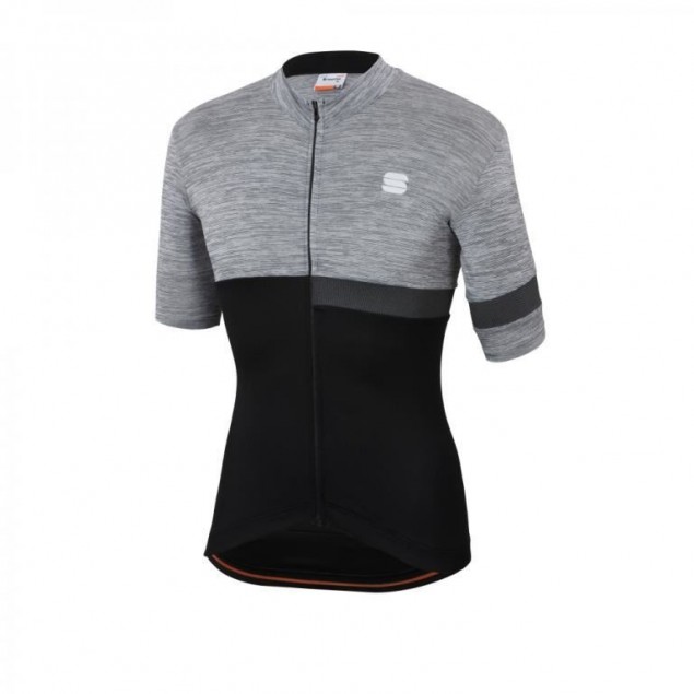 Sportful Giara Jersey kopen bij Banierhuis, de grootste Fietsenwinkel in Utrecht. Sportful Giara Jersey kopen bij Banierhuis, de grootste Fietsenwinkel in Utrecht.
