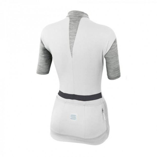 Sportful Giara Jersey Dames kopen bij Banierhuis, de grootste Fietsenwinkel in Utrecht. Sportful Giara Jersey Dames kopen bij Banierhuis, de grootste Fietsenwinkel in Utrecht.