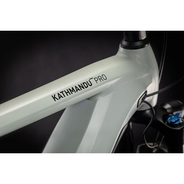 Cube Kathmandu Hybrid Pro 625 heren kopen bij Banierhuis, de grootste Fietsenwinkel in Utrecht. Cube Kathmandu Hybrid Pro 625 heren kopen bij Banierhuis, de grootste Fietsenwinkel in Utrecht.