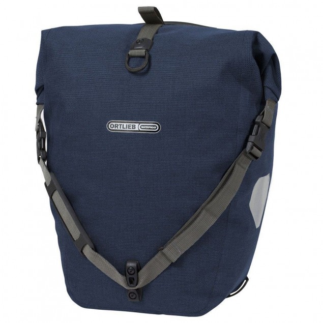 Ortlieb Tas Back Roller Urban QL3.1 blauw kopen bij Banierhuis, de grootste Fietsenwinkel in Utrecht. Ortlieb Tas Back Roller Urban QL3.1 blauw kopen bij Banierhuis, de grootste Fietsenwinkel in Utrecht.