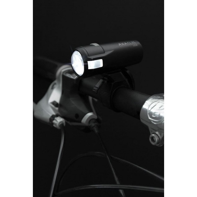 Axa verlichtingsset Compactline 20 lux USB kopen bij Banierhuis, de grootste Fietsenwinkel in Utrecht. Axa verlichtingsset Compactline 20 lux USB kopen bij Banierhuis, de grootste Fietsenwinkel in Utrecht.