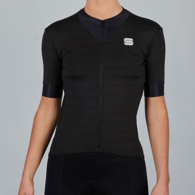 Sportful Kelly korte mouw dames kopen bij Banierhuis, de grootste Fietsenwinkel in Utrecht. Sportful Kelly korte mouw dames kopen bij Banierhuis, de grootste Fietsenwinkel in Utrecht.