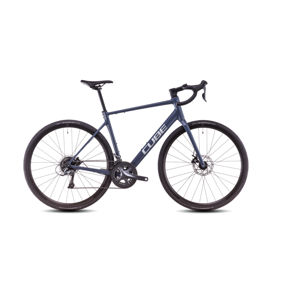 CUBE ATTAIN PRO NIGHTFLIGHT/GREY 56 CM kopen bij Banierhuis, de grootste Fietsenwinkel in Utrecht.