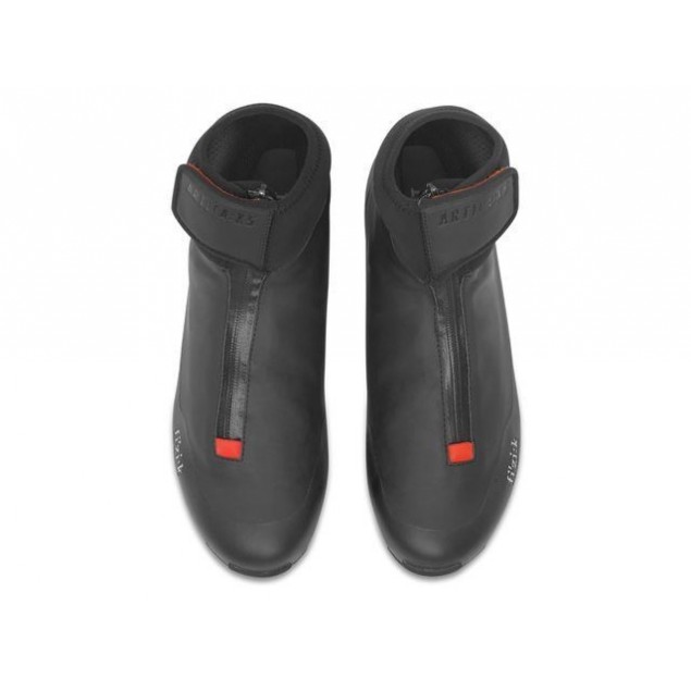 Fizik Artica R5 Fietsschoenen kopen bij Banierhuis, de grootste Fietsenwinkel in Utrecht. Fizik Artica R5 Fietsschoenen kopen bij Banierhuis, de grootste Fietsenwinkel in Utrecht.