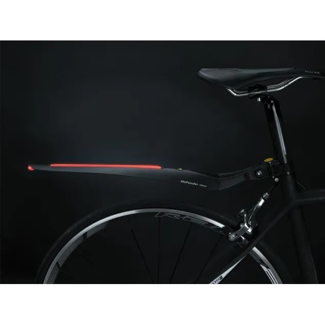 Topeak achterspatbord Defender iGlow kopen bij Banierhuis, de grootste Fietsenwinkel in Utrecht. Topeak achterspatbord Defender iGlow kopen bij Banierhuis, de grootste Fietsenwinkel in Utrecht.